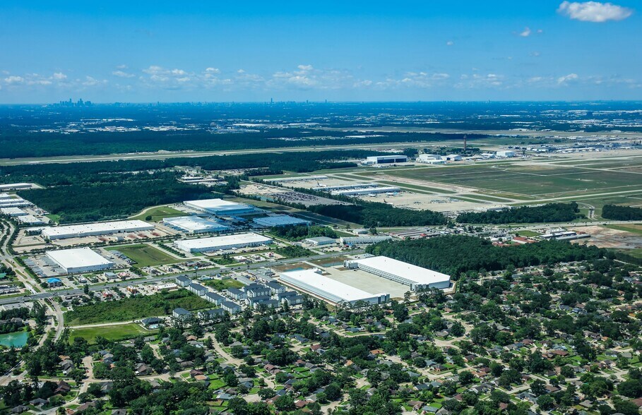 More Photos Of 8311 FM 1960 Bypass Rd W, Humble Unknown For Lease