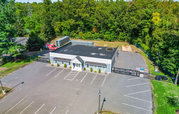 More Photos Of 2550 Main St, Tewksbury Freestanding For Sale