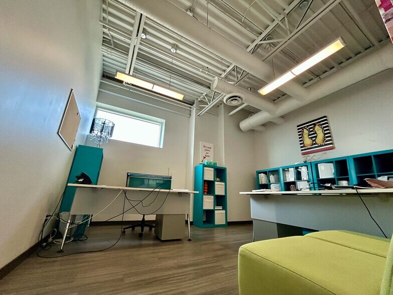 More Photos Of 11350 119 St NW, Edmonton Flex For Sale