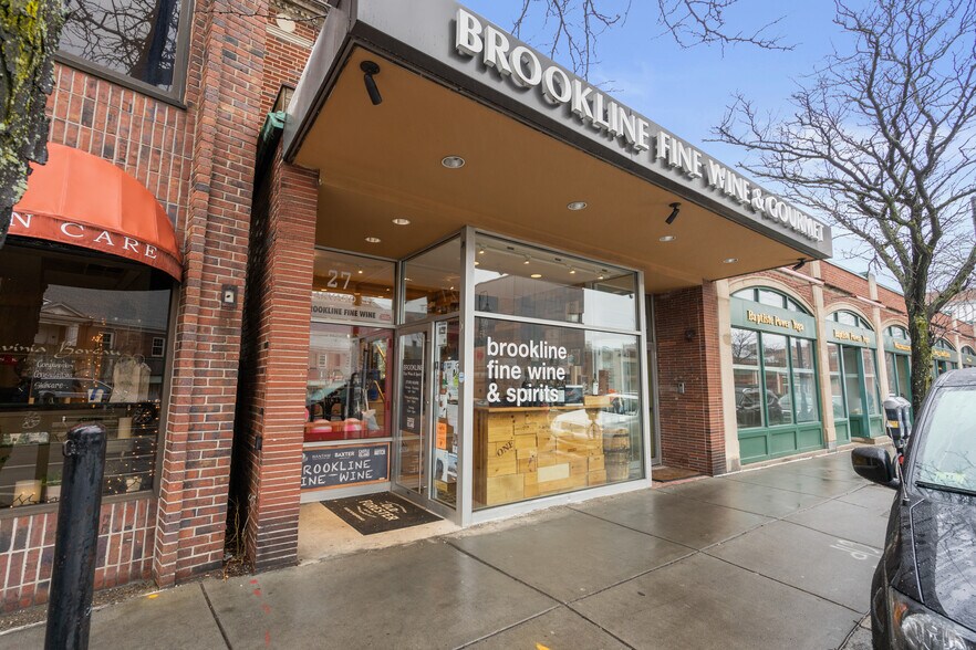 Primary Photo Of 27 Harvard St, Brookline Office For Lease