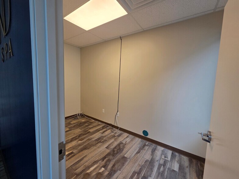 More Photos Of 25663 Smotherman Rd, Frisco Office For Lease