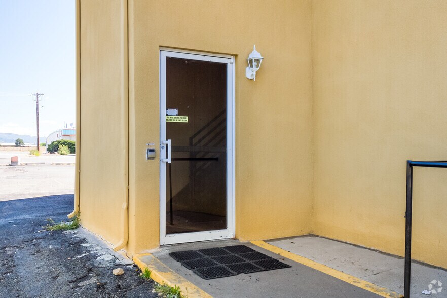 More Photos Of 1610 Cedar St, Raton Hotel For Sale