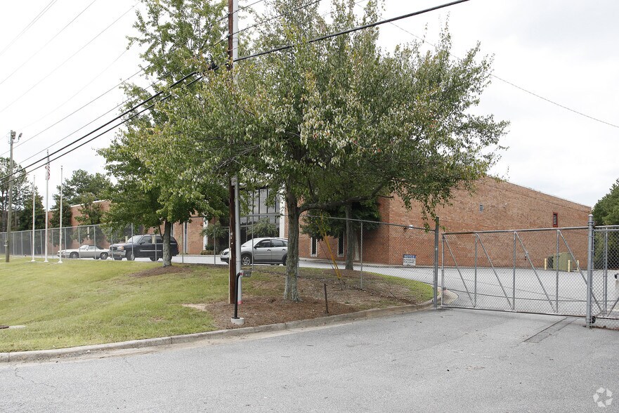 More Photos Of 5475 Fulton Industrial Blvd SW, Atlanta Warehouse For Lease