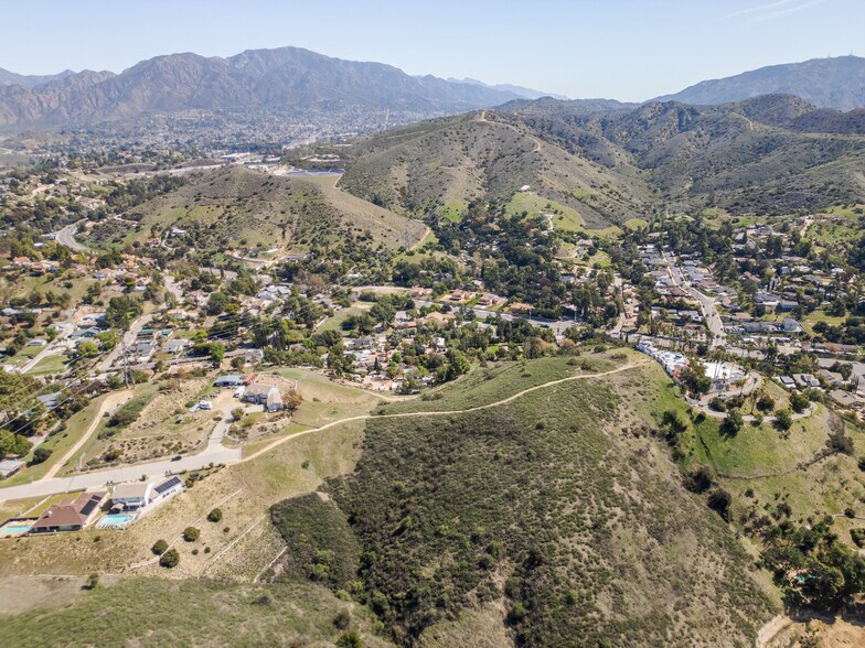 More Photos Of 10131 Johanna Ave, Sunland Land For Sale
