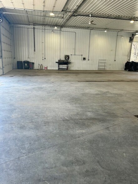 More Photos Of 1533 Buena Vista Hwy, Wilcox Industrial For Sale