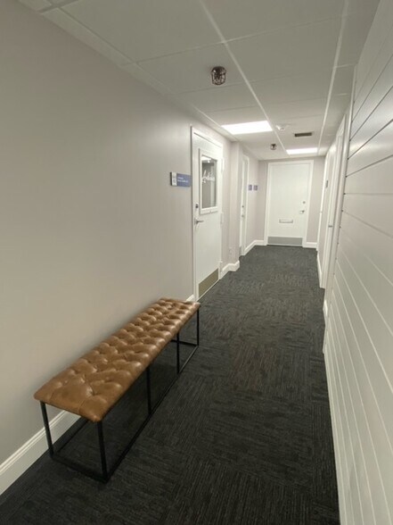 More Photos Of 415 Silas Deane Hwy, Wethersfield Office For Lease