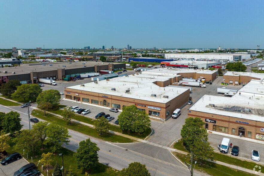 More Photos Of 10 Wilkinson Rd, Brampton Warehouse For Lease
