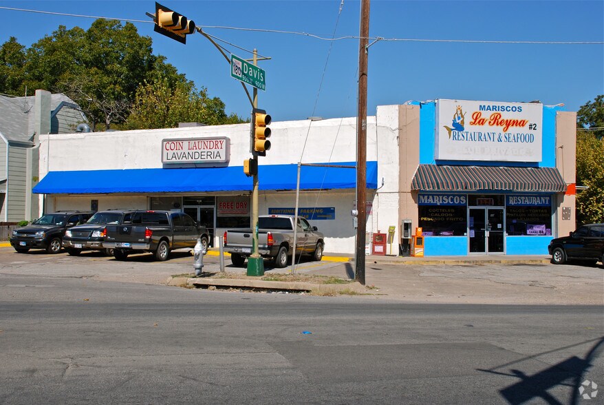 More Photos Of 1001 Kings Hwy, Dallas General Retail For Sale