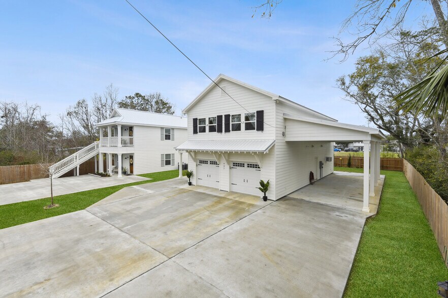 Primary Photo Of 437 Webster St, Bay Saint Louis Apartments For Sale