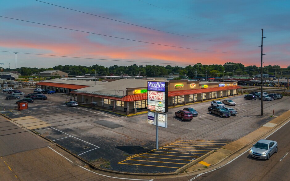 Primary Photo Of 206 E Reelfoot Ave, Union City General Retail For Sale