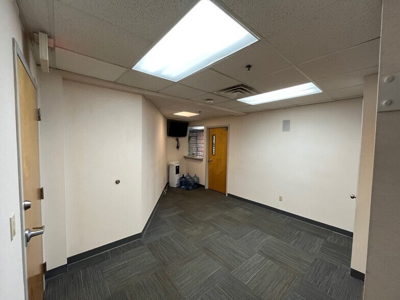 More Photos Of 42 Locust Ave, Wallington Medical For Lease