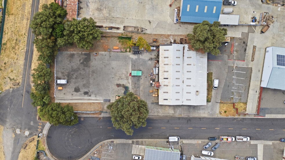 More Photos Of 2205 Rice Ave, West Sacramento Warehouse For Sale
