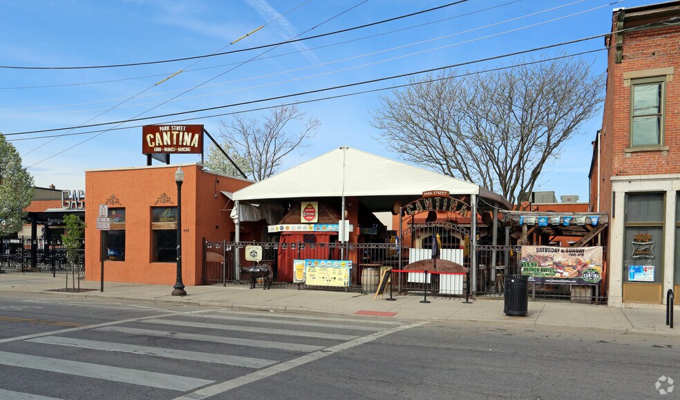 More Photos Of 491 Park St, Columbus Bar For Lease