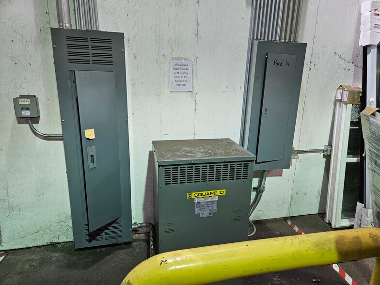 More Photos Of 1208-1228 Front St, Raleigh Warehouse For Lease