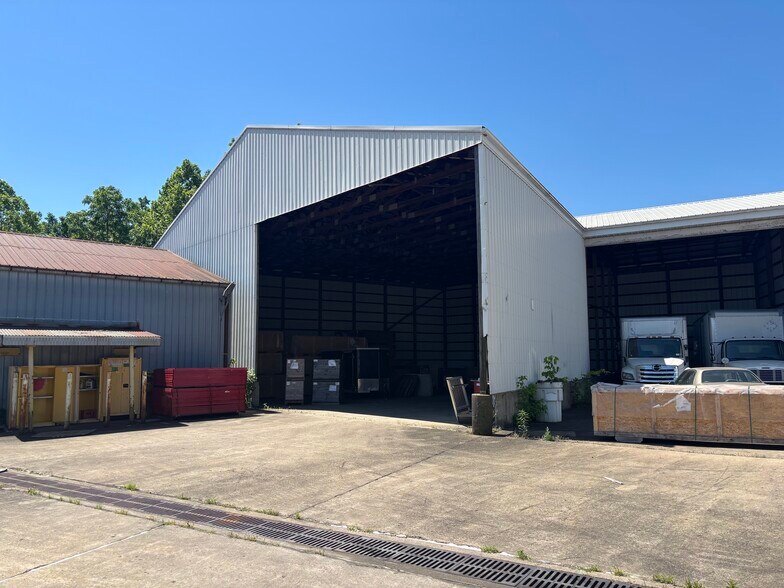 More Photos Of 540 Mayer St, Bridgeville Manufacturing For Lease