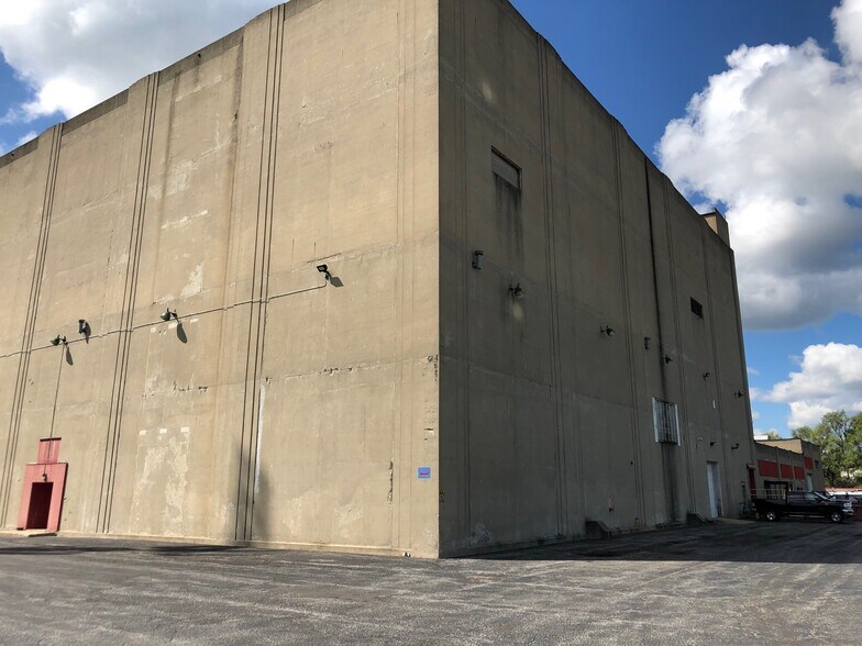 Primary Photo Of 1961 Base Ave, Springfield Industrial For Sale