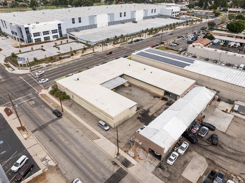 More Photos Of 491 W Rialto Ave, Rialto Manufacturing For Sale