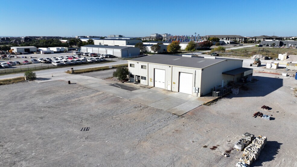More Photos Of 2725 Prestige Rd, Fort Worth Warehouse For Lease