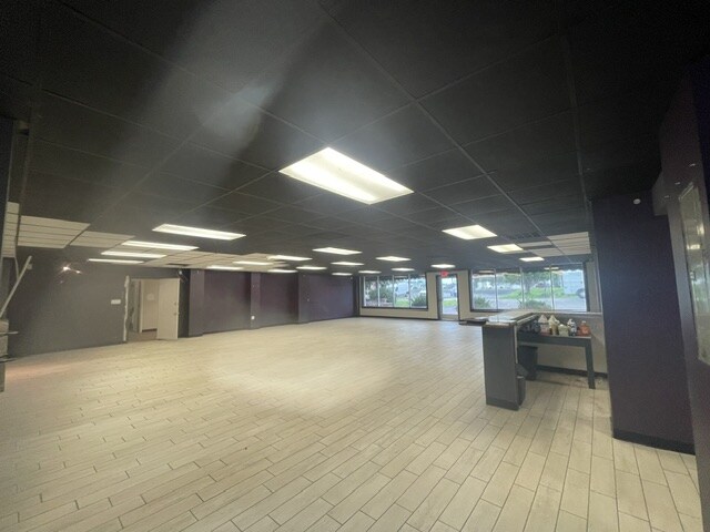 More Photos Of 8824 Old Mountain Rd, Glen Allen Freestanding For Sale