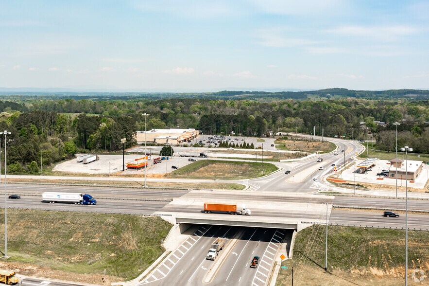 More Photos Of 1512 Red Bud Rd, Calhoun General Retail For Lease