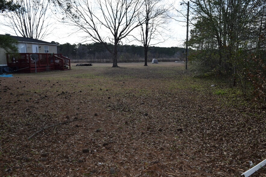 More Photos Of 1524 Seabrook School Rd, Fayetteville Multifamily For Sale
