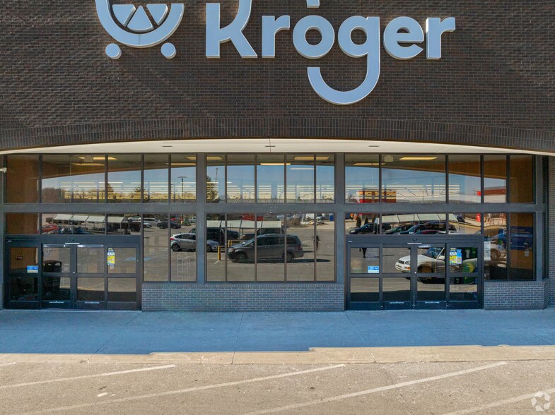 More Photos Of Brookwood Dr @ US 30, New Haven Unknown For Lease