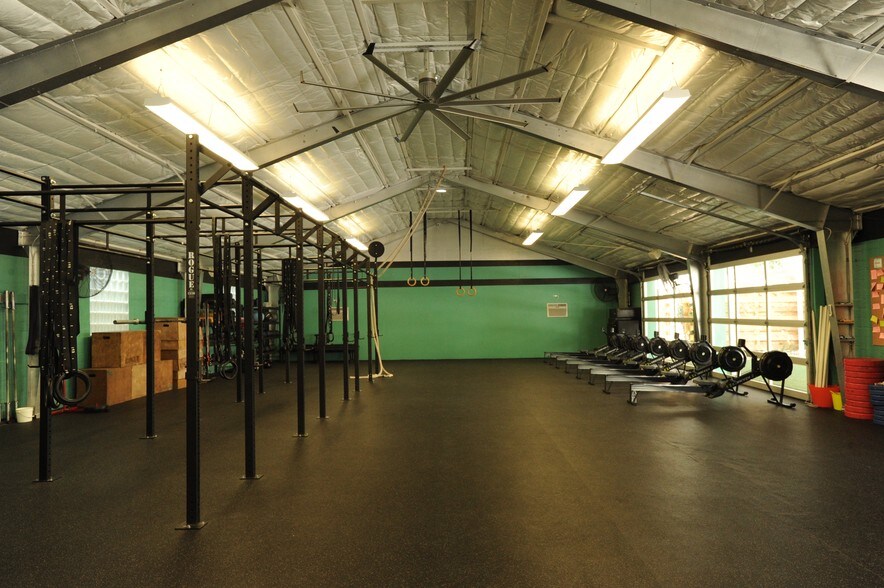 More Photos Of 2222 Morgan St, Houston Warehouse For Sale