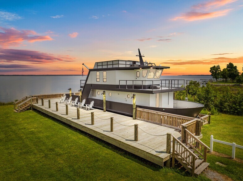 More Photos Of 220 Pungo Shores, Belhaven Lodge Meeting Hall For Sale