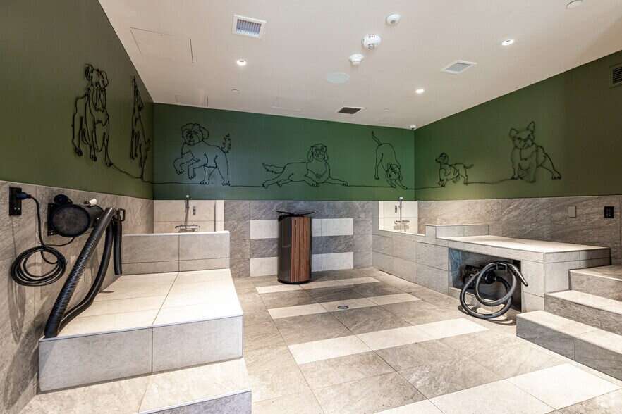 More Photos Of 385 14th St, Oakland Apartments For Lease