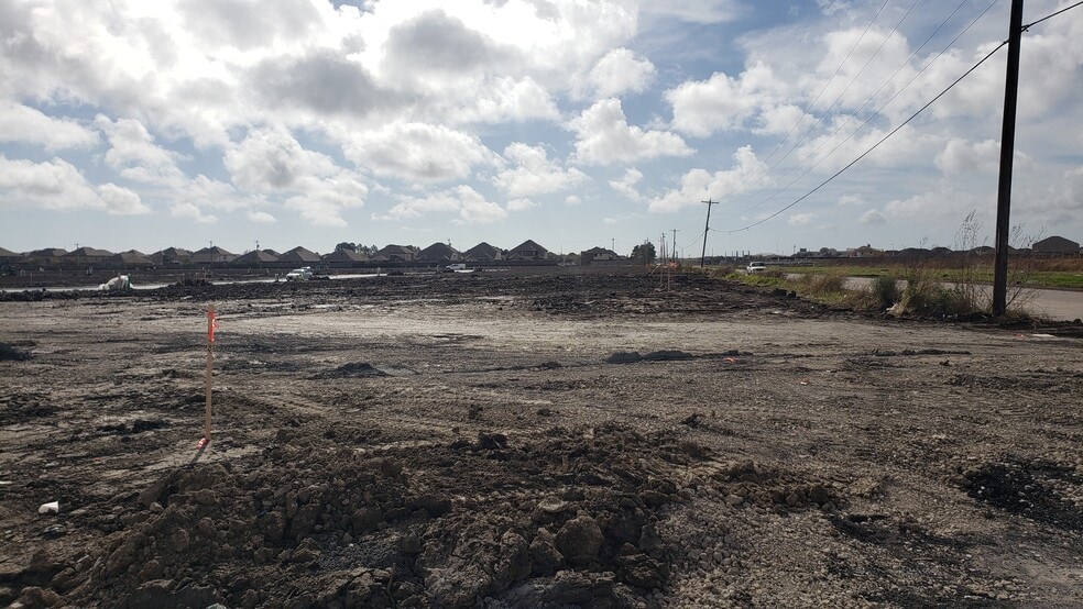More Photos Of Century Blvd @ Central Parkway, Texas City Land For Sale