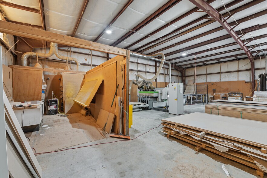 More Photos Of 26509 NW Us-27, High Springs Warehouse For Sale