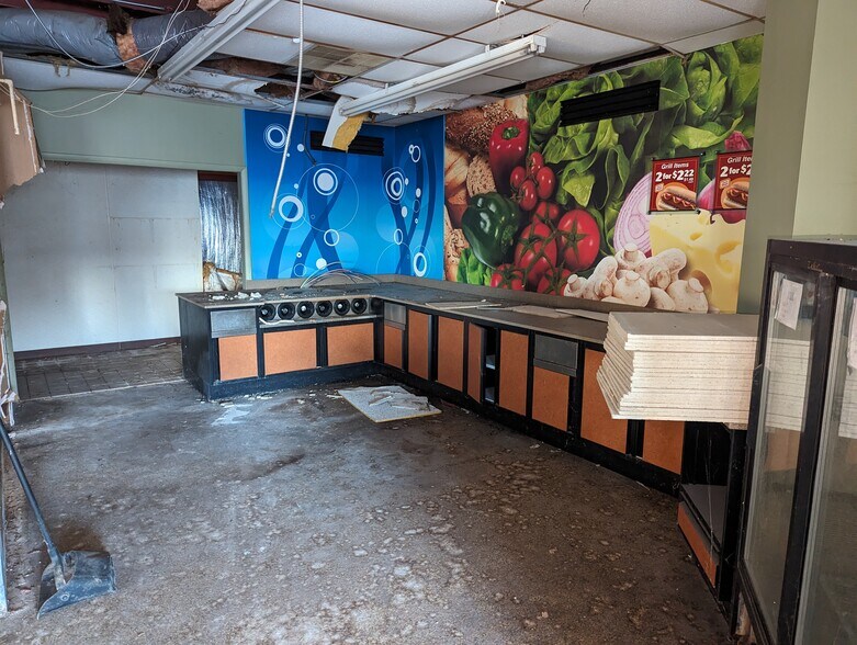 More Photos Of 150 S Grand Ave, Greenfield Freestanding For Sale