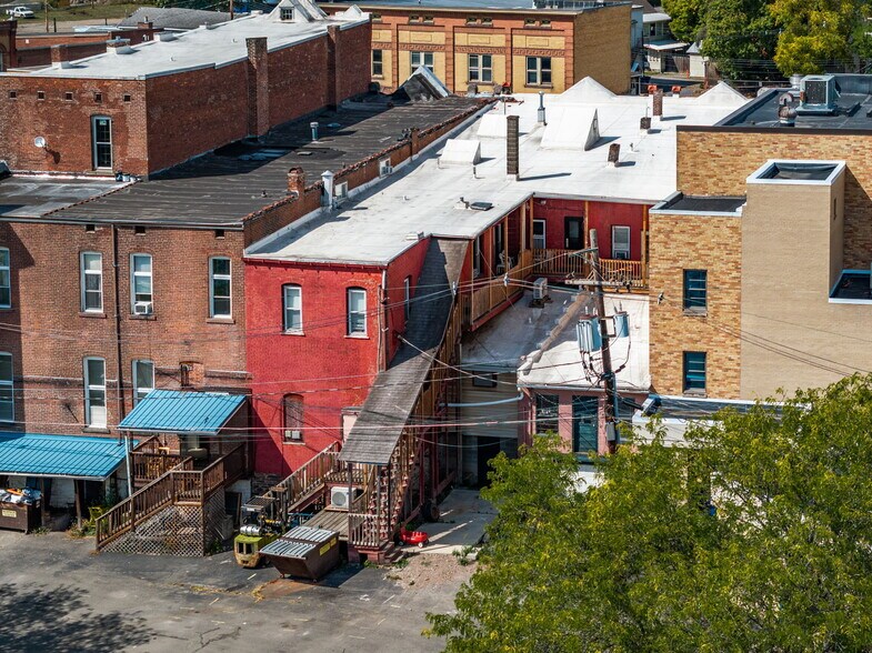 More Photos Of 23 W Main St, Canton Flex For Sale