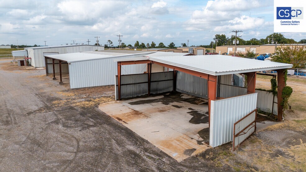 More Photos Of 1175 State Hwy 19, Chickasha Manufacturing For Lease