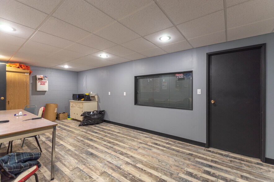 More Photos Of 4703 42 St, Stettler Specialty For Sale