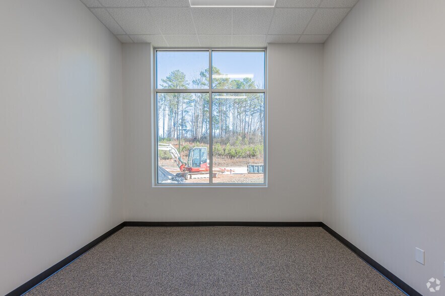 More Photos Of 421 Toy Wright Rd, Pendergrass Industrial For Sale