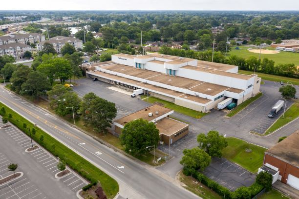 More Photos Of 5429 Greenwich Rd, Virginia Beach Manufacturing For Sale