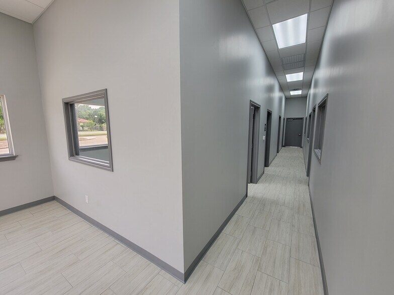 Primary Photo Of 12470 W Bellfort Ave, Houston Light Distribution For Lease