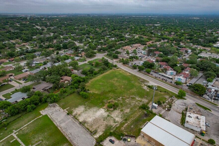 More Photos Of 1920 Bandera Rd, San Antonio Land For Sale