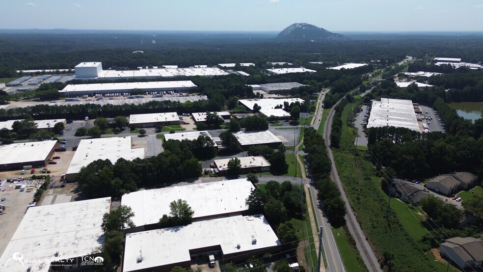 More Photos Of 5530 E Ponce De Leon Ave, Stone Mountain Distribution For Lease