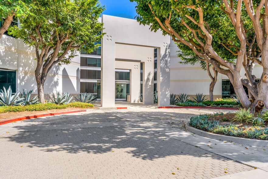 More Photos Of 6B Liberty, Aliso Viejo Office For Lease