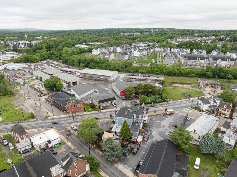 More Photos Of 425 Bridge St, Phoenixville Freestanding For Sale