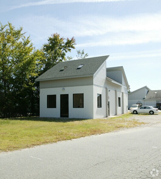 More Photos Of 306 Tyler Ave, Newport News Office Residential For Lease