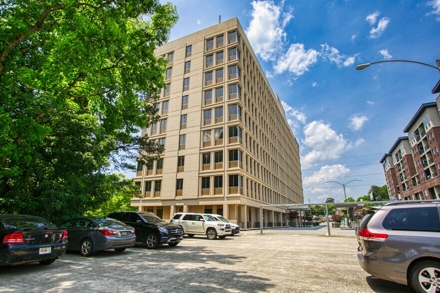 More Photos Of 6065 Roswell Rd NE, Atlanta Office For Sale