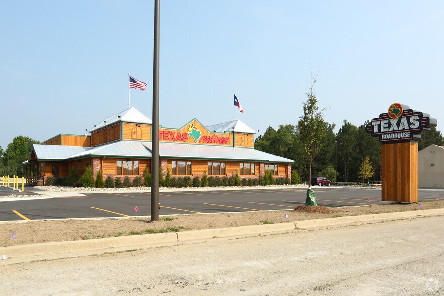 More Photos Of 4140 Miller Rd, Flint Restaurant For Sale