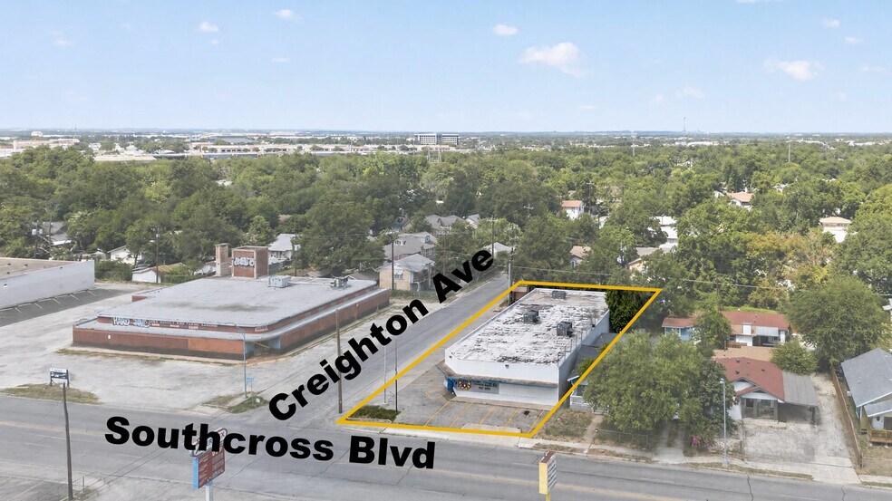 More Photos Of 2541 W Southcross Blvd, San Antonio General Retail For Lease