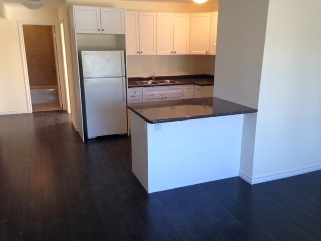 More Photos Of 2851 Kingston Rd, Toronto Storefront Retail Residential For Lease