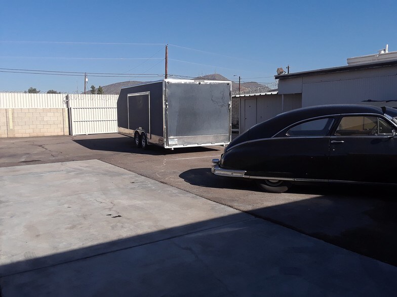 More Photos Of 2017 W Ironwood Dr, Phoenix Service For Sale