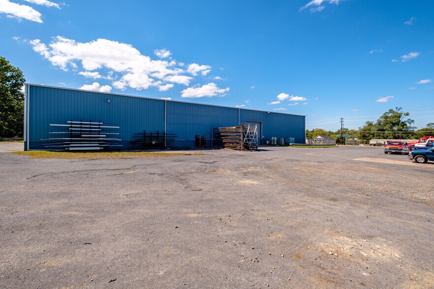 More Photos Of 51 E Side Hwy, Waynesboro Warehouse For Sale