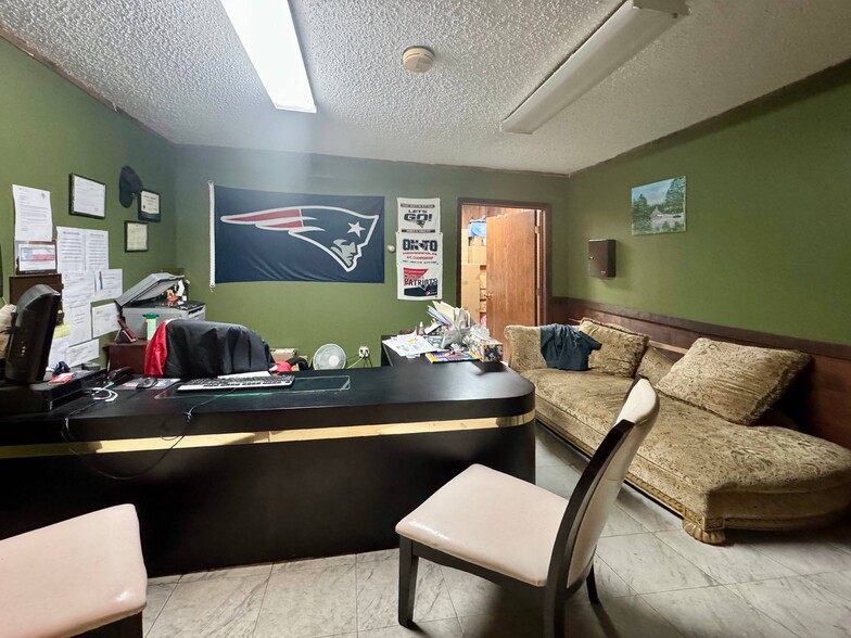 More Photos Of 6404 Industrial Dr, Sachse Warehouse For Sale